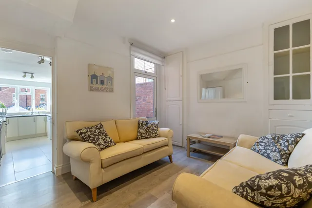 15 Edgerton Park Road — photo 5
