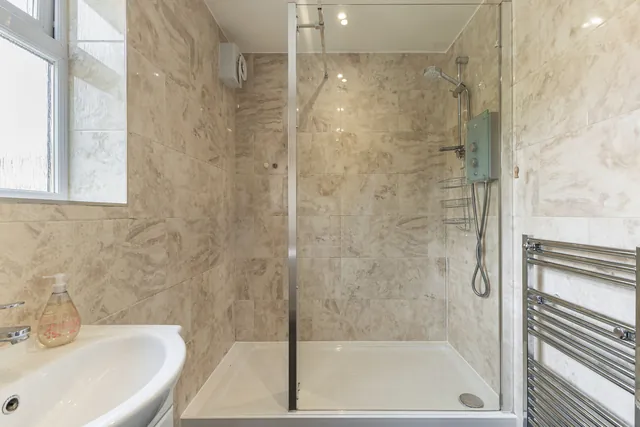 28 Edgerton Park Road — photo 5